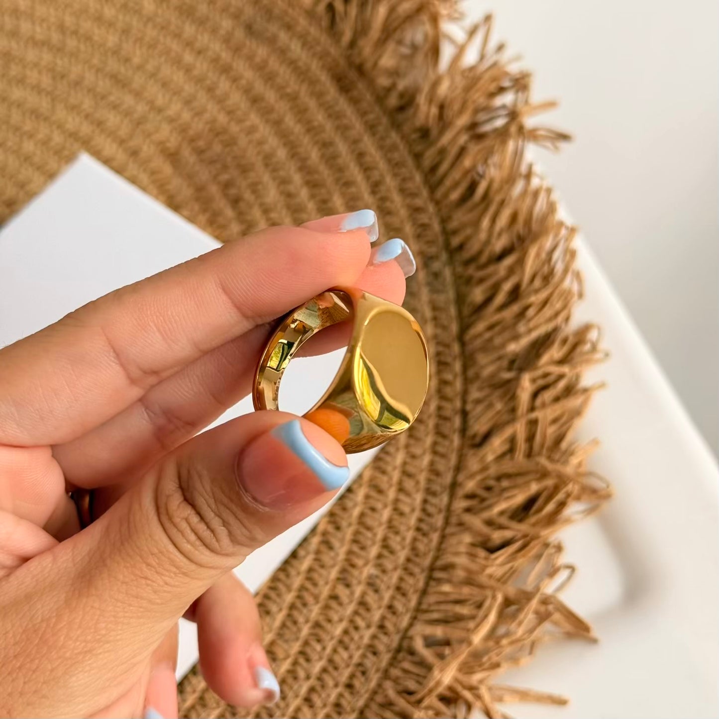 Anillo circular grabados
