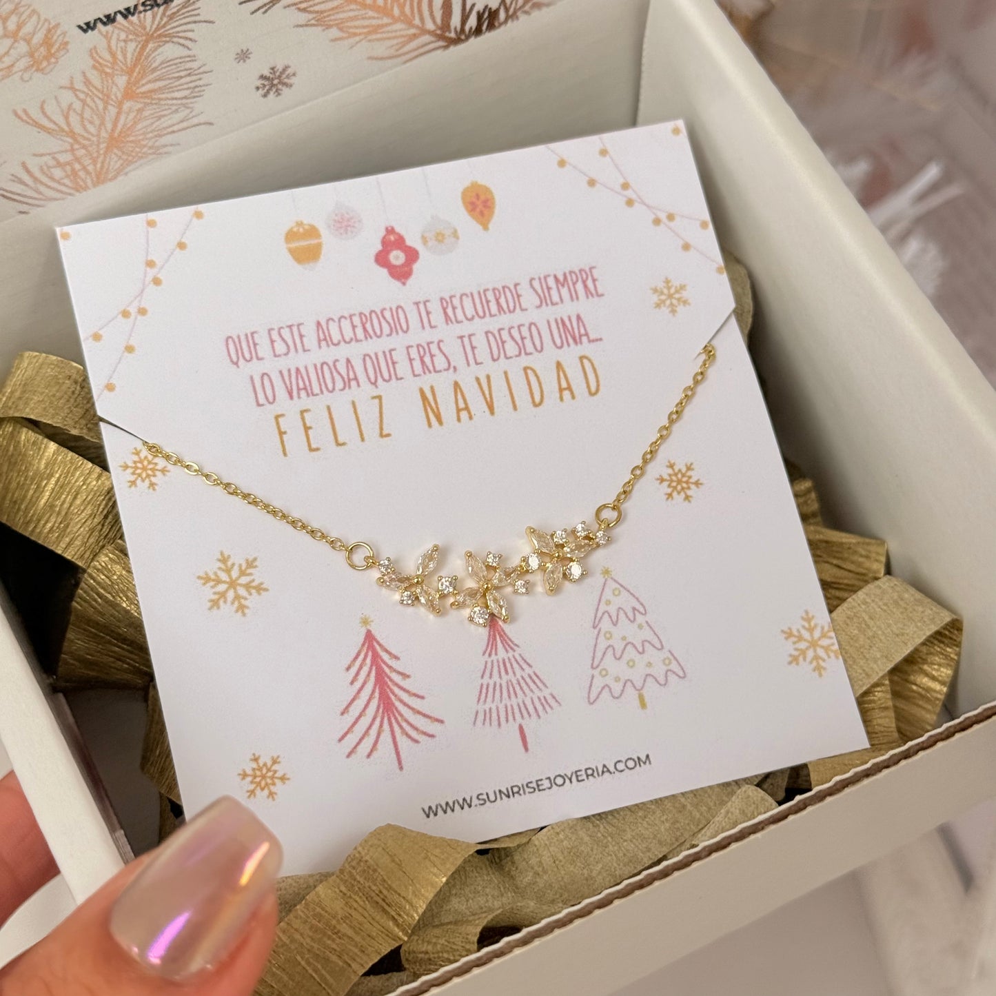 Cadena navideña flores doradas