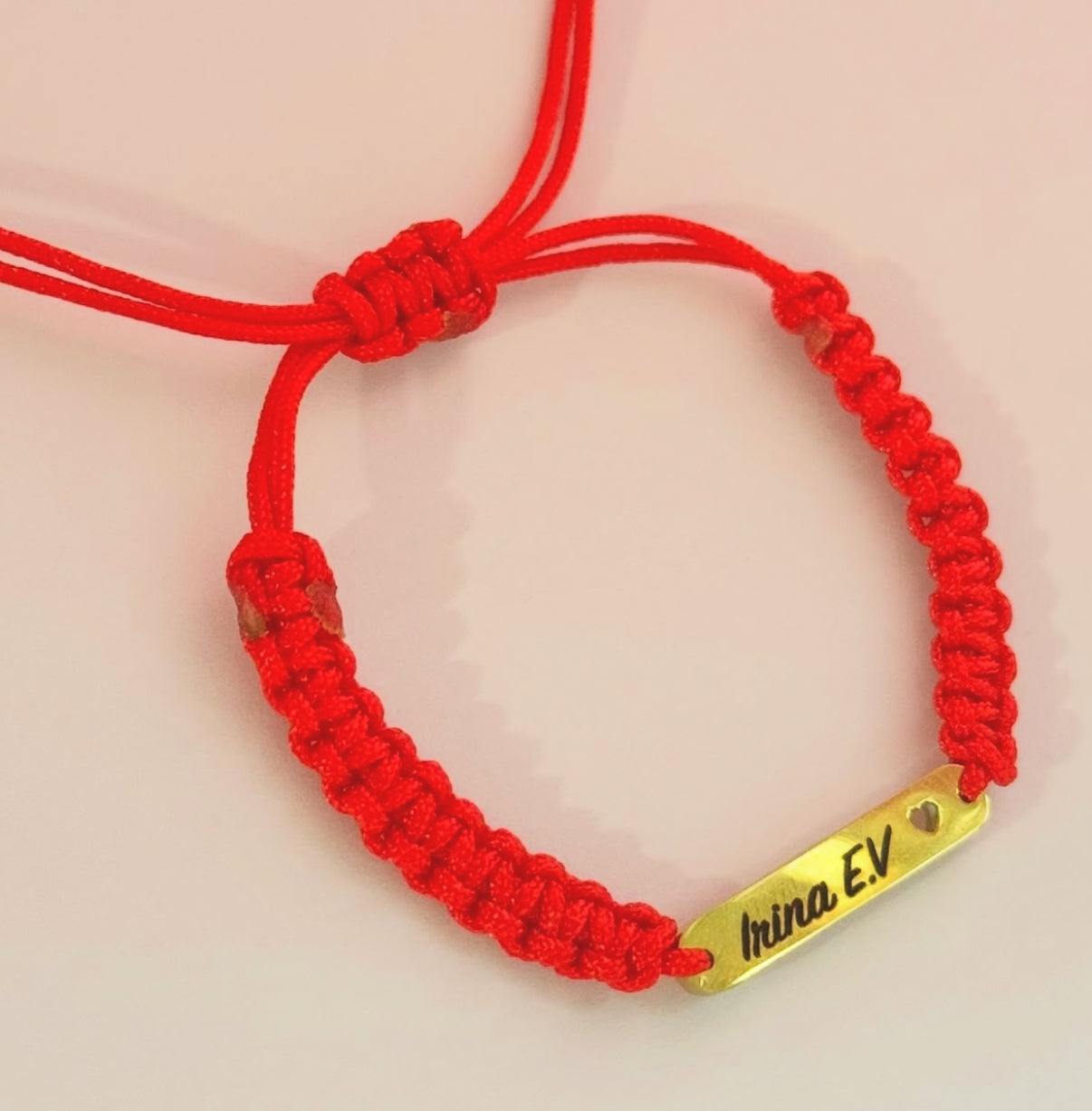 Pulsera roja bebé