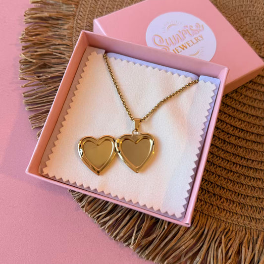 Relicario blanco tornasol