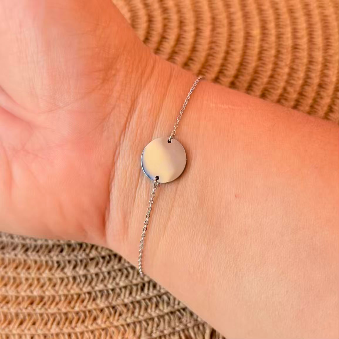 Pulsera circular minimalista