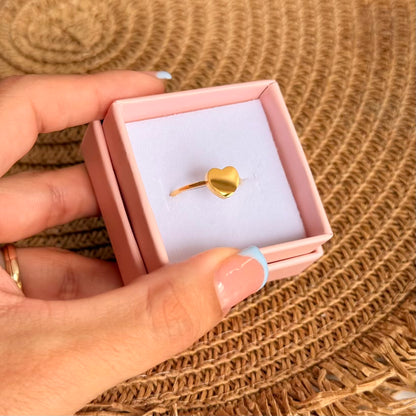 Anillo corazón grabados