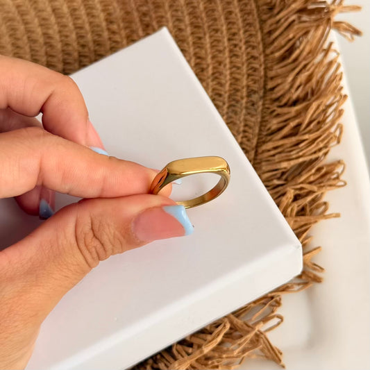 Anillo delgado grabado￼