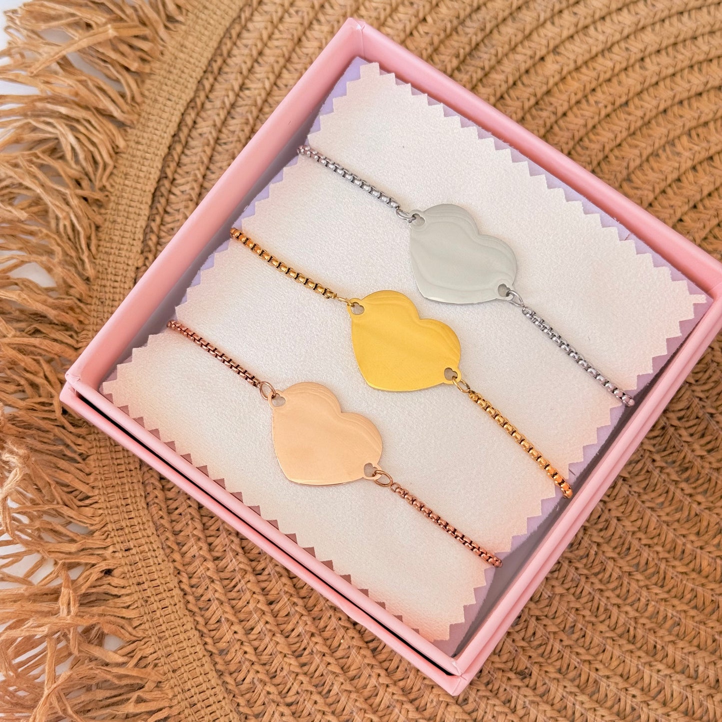 Pulsera ajustable de corazón