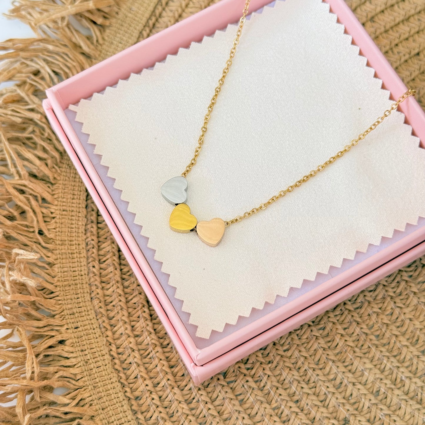 Collar triple amor
