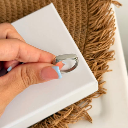 Anillo delgado grabado￼