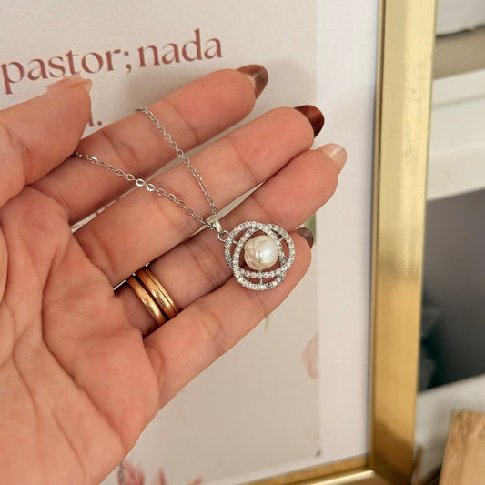 Cadena nido de amor