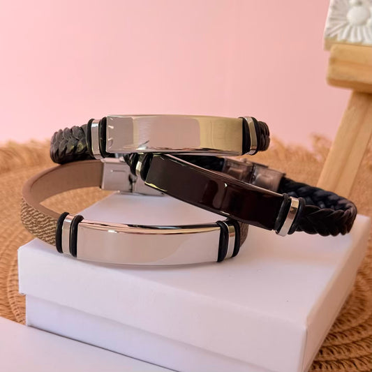 Pulsera tipo cuero (grabados)