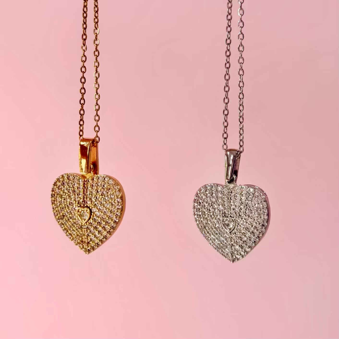 Cadena corazón grabado oculto