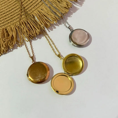 Relicario circular (grabados)