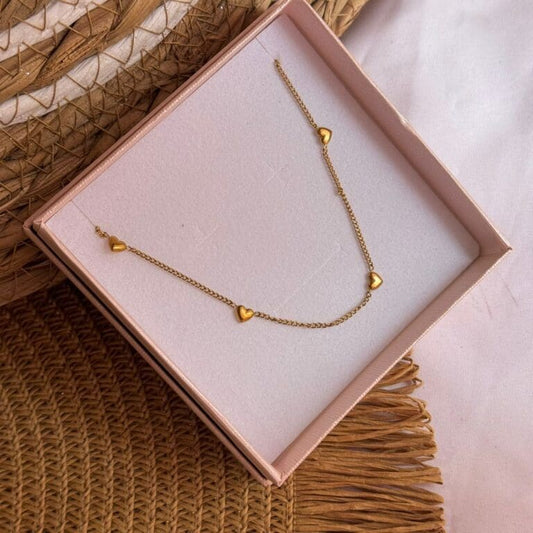 Cadena de corazones minimalista