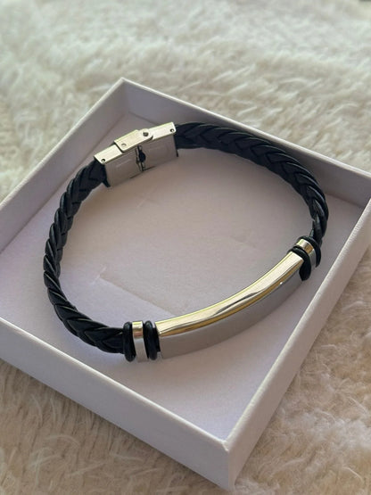Pulsera tipo cuero (grabados)
