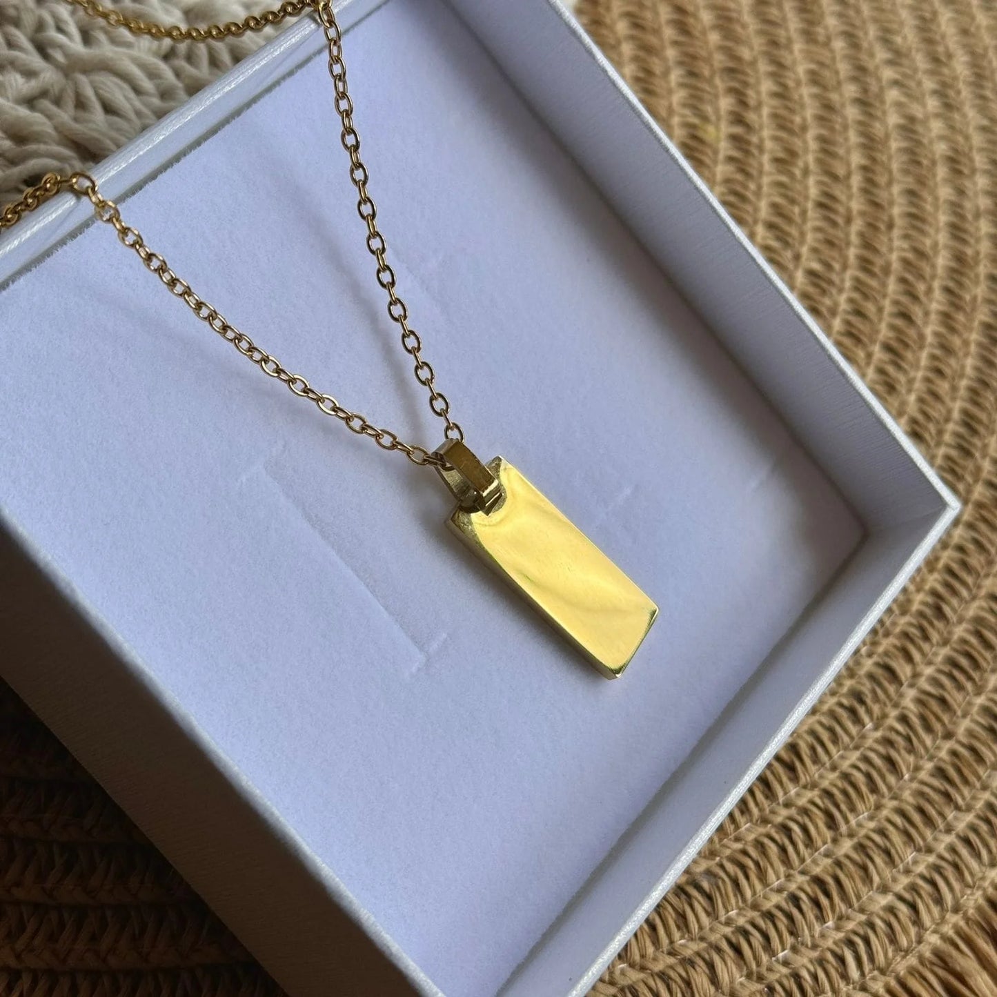 Cadena rectangular pequeña