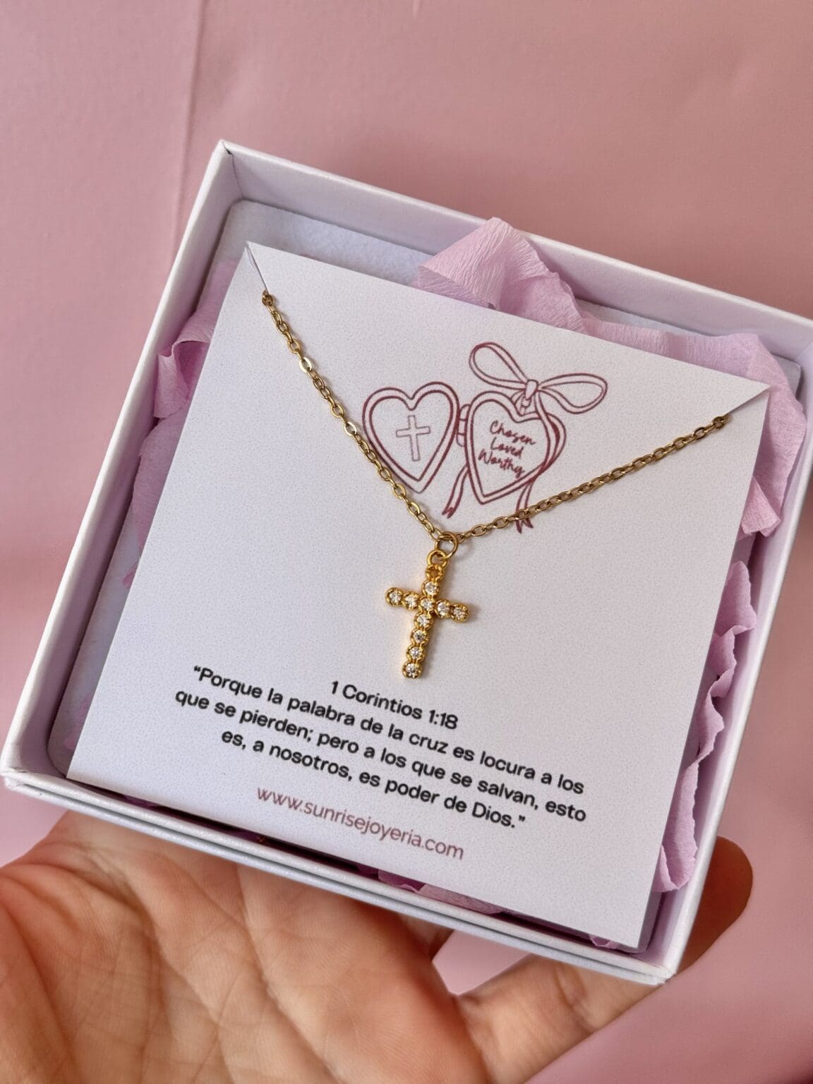 Cadena de cruz (dorada y plateada)