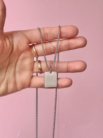 Cadena cuadrada grabados