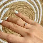 Anillos de promesa dorados - Imagen 2